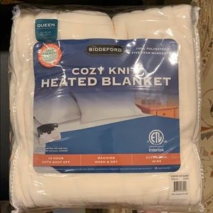 Heated Blanket size Queen new